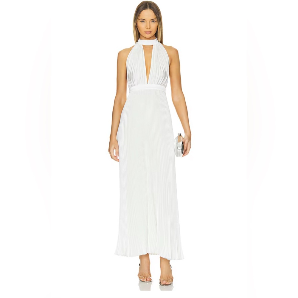 Chateau Bridal Gown in Ivory
L'IDEE